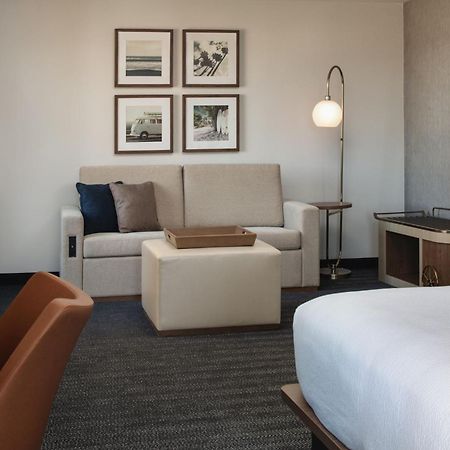 Courtyard By Marriott Santa Cruz Hotel ภายนอก รูปภาพ