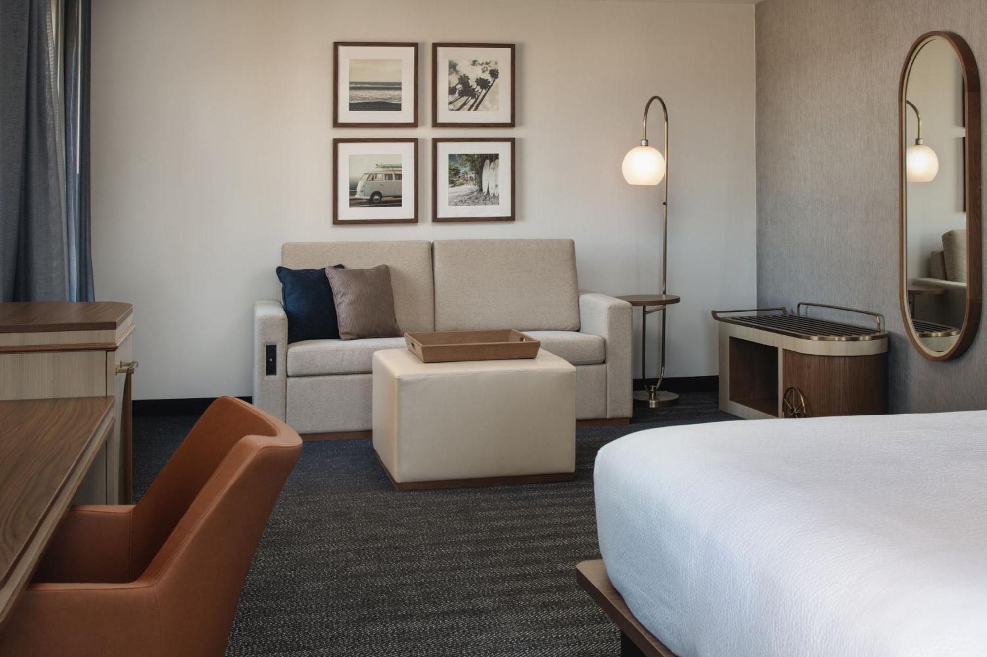 Courtyard By Marriott Santa Cruz Hotel ภายนอก รูปภาพ
